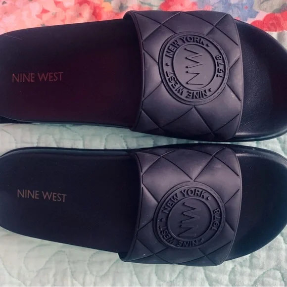 NWOT: Nine west slides sz8 - Picture 5 of 6